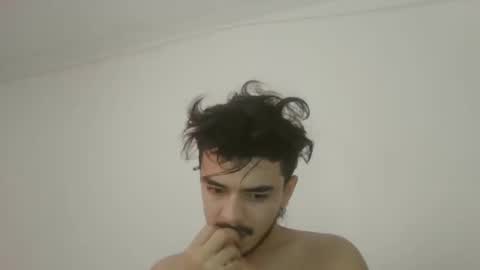 Snapshot of danielhot17 chatting on January 29, 12:13 pm DANIEL online show from January 29, 12:13 pm