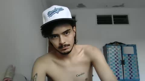 Snapshot of danielhot17 chatting on January 30, 11:44 am DANIEL online show from January 30, 11:44 am