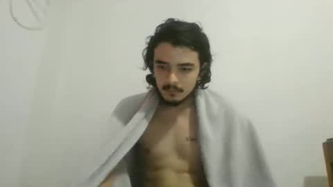 Snapshot of danielhot17 chatting on October 9, 10:57 am DANIEL online show from October 9, 10:57 am