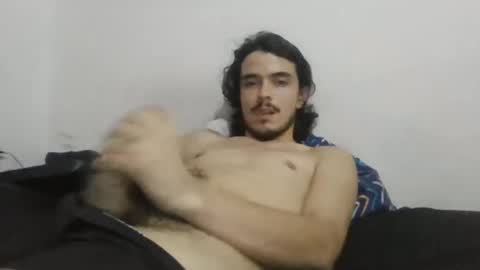 Snapshot of danielhot17 chatting on October 18, 5:54 am DANIEL online show from October 18, 5:54 am