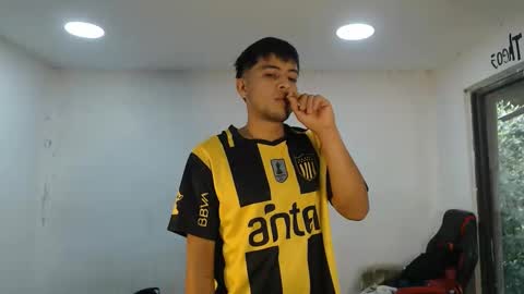 Snapshot of danielitopapii chatting on October 30, 12:50 pm danielitopapii online show from October 30, 12:50 pm