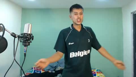 Snapshot of danielitopapii chatting on November 15, 11:43 pm danielitopapii online show from November 15, 11:43 pm