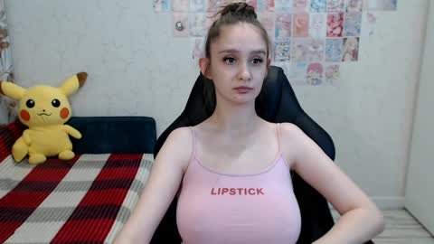 Daniella Martin online show from May 6, 12:41 am