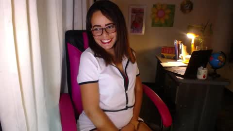 Angie online show from May 23, 4:44 pm