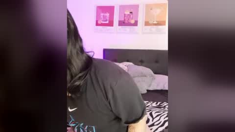Danielle online show from July 14, 6:02 pm
