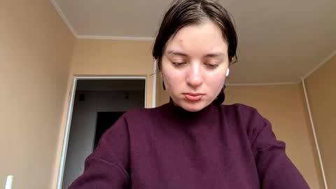 Snapshot of daniellevaulet chatting on November 10, 7:29 am Mia online show from November 10, 7:29 am