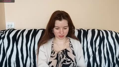 Mia online show from March 23, 7:12 am