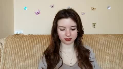 Snapshot of daniellevaulet chatting on May 7, 7:25 am Mia online show from May 7, 7:25 am