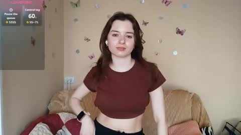 Snapshot of daniellevaulet chatting on May 15, 1:40 pm Mia online show from May 15, 1:40 pm