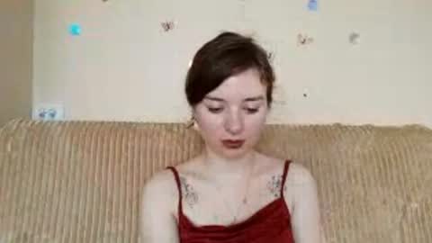 Snapshot of daniellevaulet chatting on June 5, 1:17 pm Mia online show from June 5, 1:17 pm