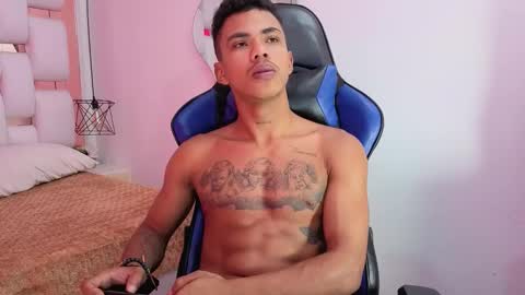 Snapshot of daniels6959 chatting on November 16, 6:02 pm JUAN online show from November 16, 6:02 pm