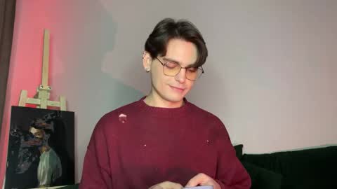 Snapshot of danieltuckerr chatting on November 11, 8:42 pm danieltuckerr online show from November 11, 8:42 pm