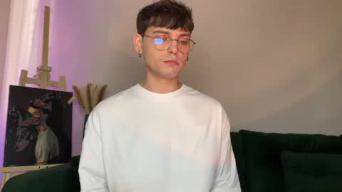 danieltuckerr online show from March 7, 1:41 pm