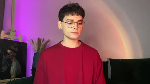 danieltuckerr online show from May 1, 3:16 pm