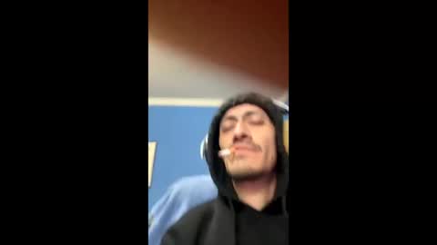 Snapshot of danielvalero chatting on February 26, 4:14 am Daniel online show from February 26, 4:14 am