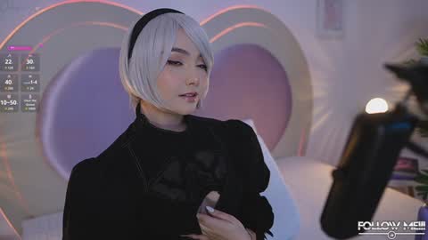 Snapshot of danii_xoxo chatting on December 7, 9:11 pm online show from December 7, 9:11 pm