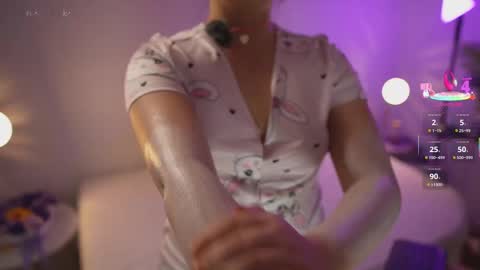 Snapshot of danii_xoxo chatting on March 2, 9:01 pm online show from March 2, 9:01 pm