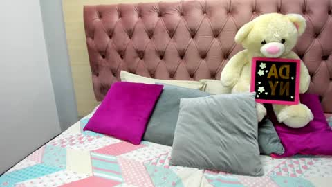 Snapshot of daniibelluci chatting on January 28, 9:51 am DaniiBelluci online show from January 28, 9:51 am