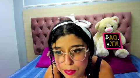 Snapshot of daniibelluci chatting on February 27, 10:26 am DaniiBelluci online show from February 27, 10:26 am