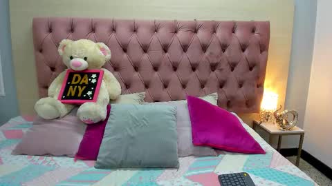 Snapshot of daniibelluci chatting on October 2, 3:02 am DaniiBelluci online show from October 2, 3:02 am