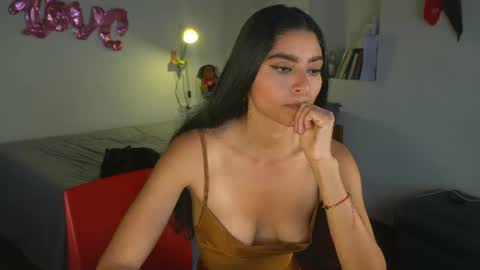 Snapshot of daniisla chatting on June 28, 6:03 pm danalle .. online show from June 28, 6:03 pm
