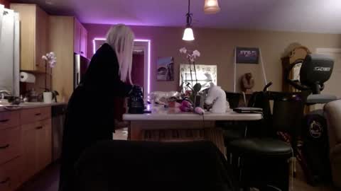 DanikaWhite69 online show from January 16, 8:00 am