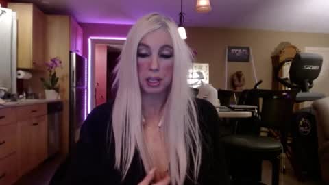 DanikaWhite69 online show from February 23, 10:17 am