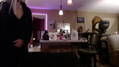 DanikaWhite69 online show from April 25, 1:41 pm