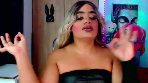 Snapshot of danipein chatting on October 17, 11:51 pm danipein online show from October 17, 11:51 pm