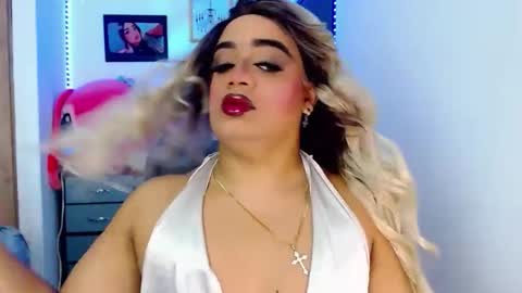 Snapshot of danipein chatting on November 5, 11:21 am danipein online show from November 5, 11:21 am