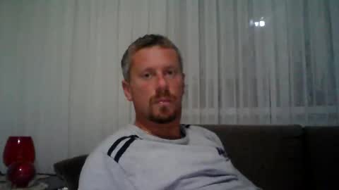 Snapshot of danisami12345 chatting on October 5, 9:34 pm daniel online show from October 5, 9:34 pm