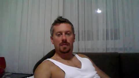 Snapshot of danisami12345 chatting on November 15, 10:15 pm daniel online show from November 15, 10:15 pm