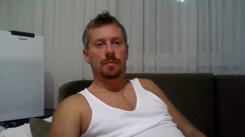 Snapshot of danisami12345 chatting on November 16, 10:48 pm daniel online show from November 16, 10:48 pm