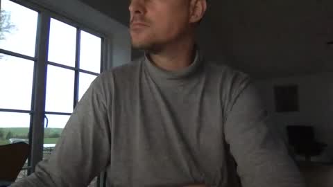 danishjss online show from November 27, 7:21 am