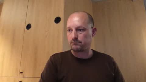 danishjss online show from May 19, 5:52 pm