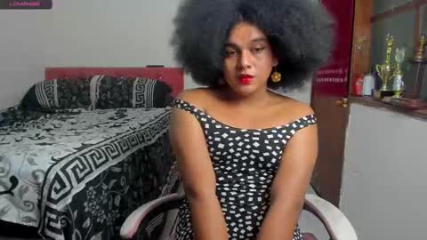 Snapshot of danisweet_ chatting on February 11, 6:30 am dani online show from February 11, 6:30 am