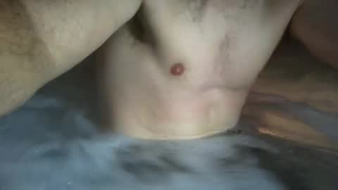 dankz4two0 online show from May 3, 5:46 am