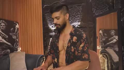 Snapshot of dann_saenz chatting on October 11, 1:49 am Dann saenz online show from October 11, 1:49 am