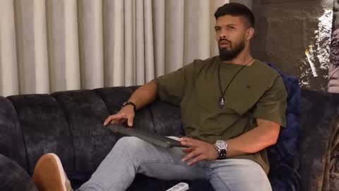 Snapshot of dann_saenz chatting on November 15, 5:20 pm Dann saenz online show from November 15, 5:20 pm