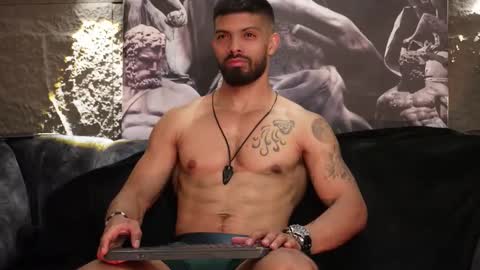 Snapshot of dann_saenz chatting on December 20, 2:46 pm Dann saenz online show from December 20, 2:46 pm