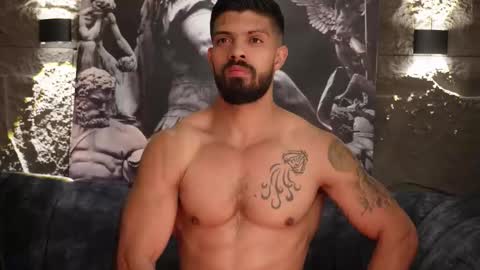 Snapshot of dann_saenz chatting on February 12, 2:56 pm Dann saenz online show from February 12, 2:56 pm