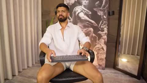 Snapshot of dann_saenz chatting on March 7, 3:20 pm Dann saenz online show from March 7, 3:20 pm