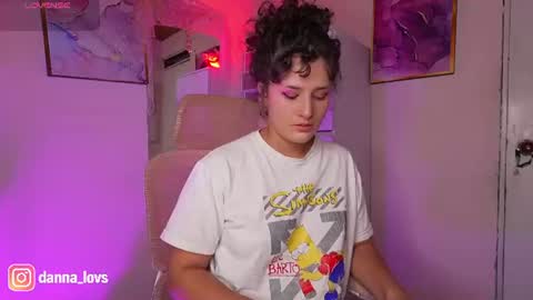Danna Lovs online show from July 11, 9:05 pm