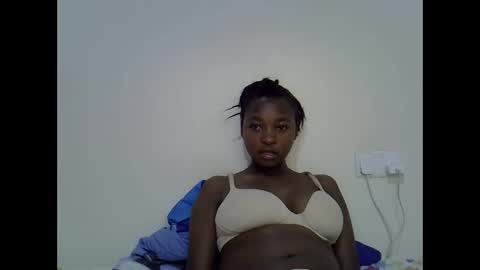 Snapshot of danna_miki chatting on November 19, 10:10 pm danna_miki online show from November 19, 10:10 pm