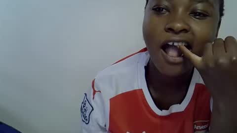 Snapshot of danna_miki chatting on December 2, 1:28 pm danna_miki online show from December 2, 1:28 pm