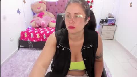 Danna Sofia jeins online show from June 16, 3:14 pm