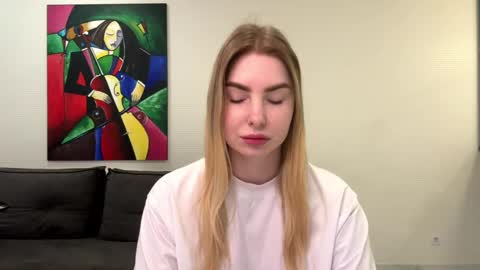 Snapshot of dannamissss chatting on February 14, 6:51 pm dannamissss online show from February 14, 6:51 pm