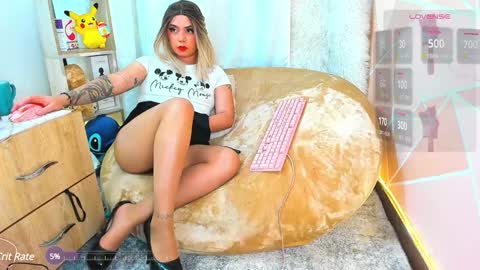 Snapshot of dannia_13 chatting on December 30, 2:42 am dannia_13 online show from December 30, 2:42 am