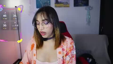    online show from June 22, 7:33 pm