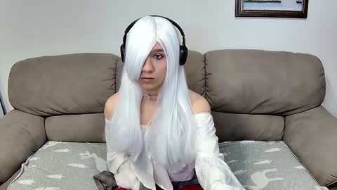 Snapshot of danniielll chatting on November 3, 6:20 pm HilmarZ online show from November 3, 6:20 pm